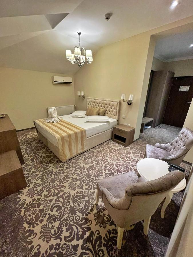J'Adore Boutique Hotel Lugoj Luaran gambar