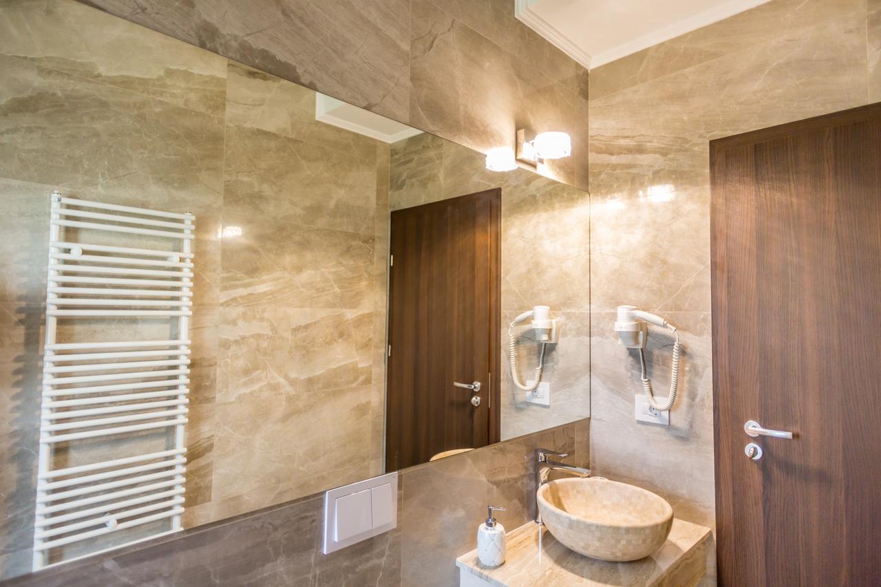 J'Adore Boutique Hotel Lugoj Luaran gambar