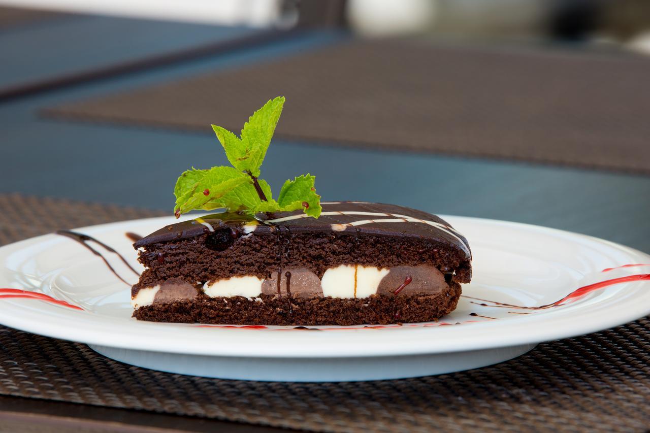 J'Adore Boutique Hotel Lugoj Luaran gambar
